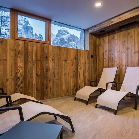 Garni Larix Hotel Colfosco Eksteriør billede