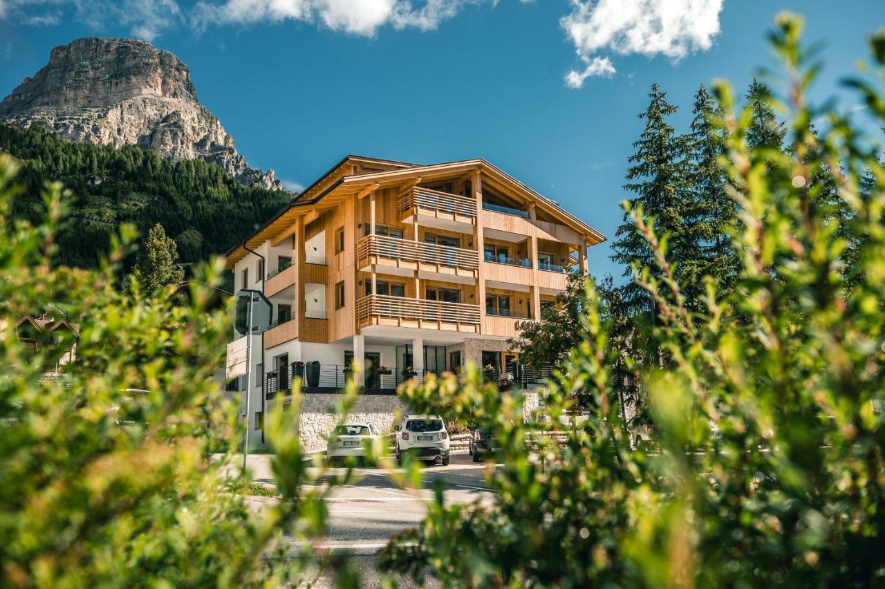 Garni Larix Hotel Colfosco Eksteriør billede